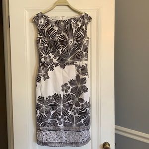 Adrianna Papell Sleeveless Dress -Brown Size 8